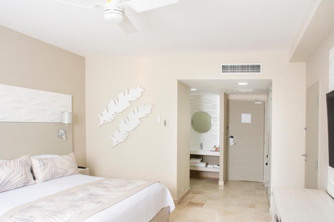 Alojamiento Deluxe con vistas parciales al océano y cama extragrande